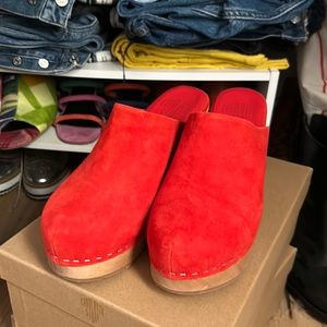 Charlotte Stone Marlo in Pimento sz 10